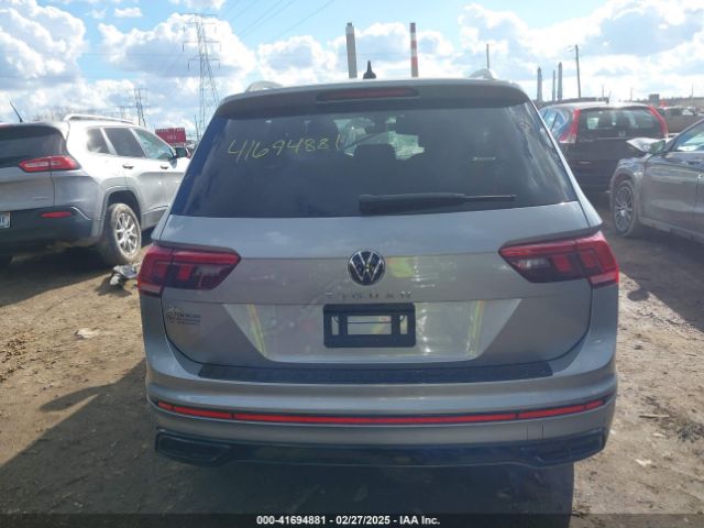 3VVCB7AX2RM209005 Volkswagen Tiguan 2.0t Se R-line Black