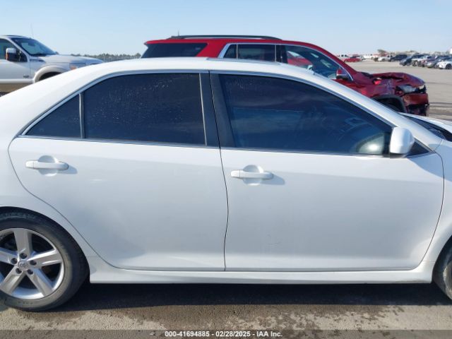 4T1BF1FK9EU823849 Toyota CAMRY SE