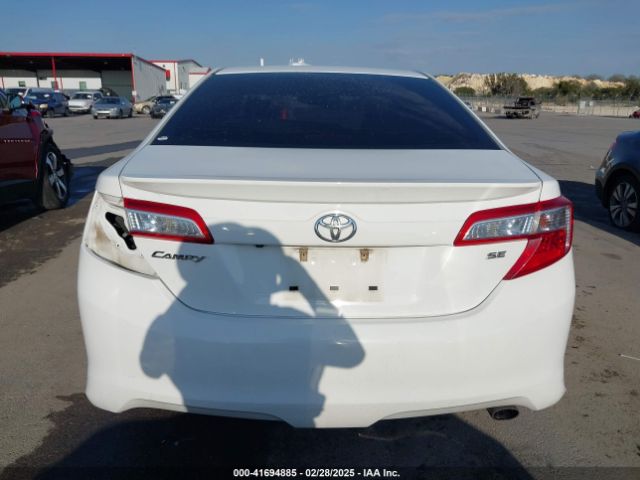 4T1BF1FK9EU823849 Toyota CAMRY SE
