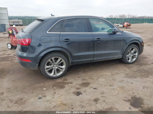 WA1GFCFS5FR009590 Audi Q3 2.0t Premium Plus