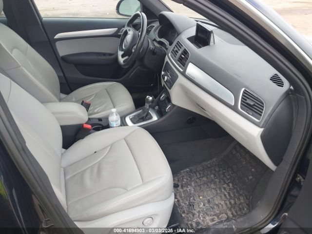 WA1GFCFS5FR009590 Audi Q3 2.0t Premium Plus
