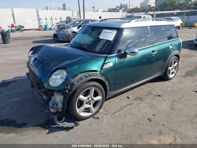 2010 MINI COOPER S CLUBMAN WMWMM3C53ATZ32866 Photo 1
