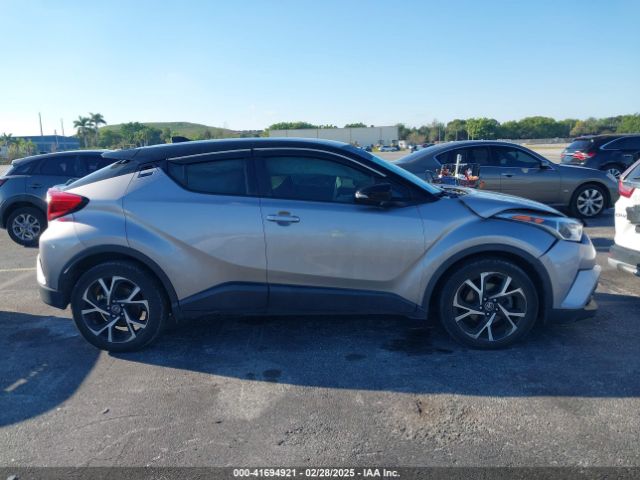 NMTKHMBX4KR082574 Toyota C-HR XLE