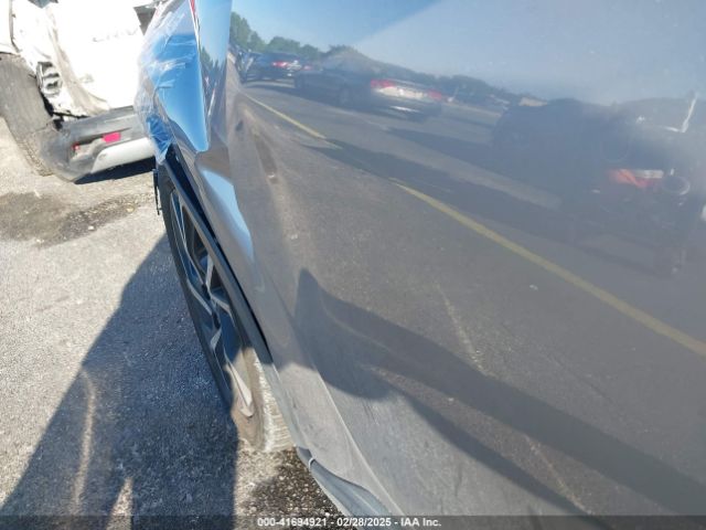 NMTKHMBX4KR082574 Toyota C-HR XLE