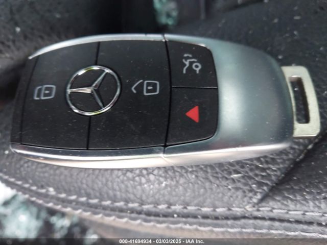 W1N0G8EBXNV395814 Mercedes-Benz Glc 300 4matic Suv