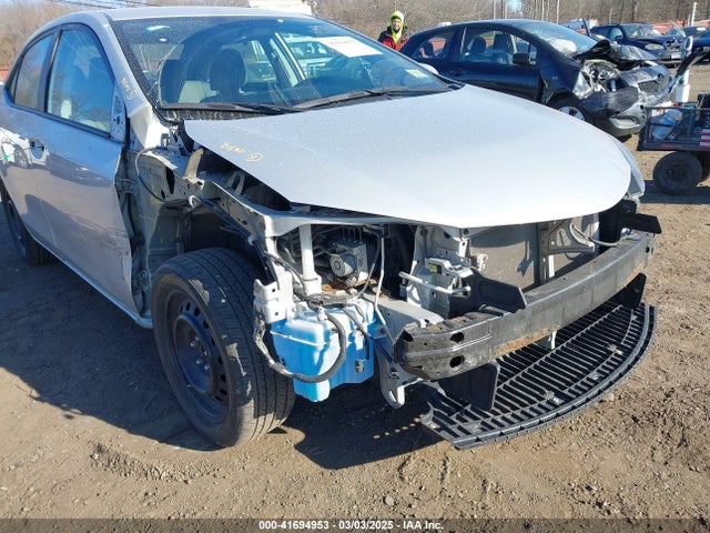 2T1BURHE1GC663952 Toyota COROLLA LE