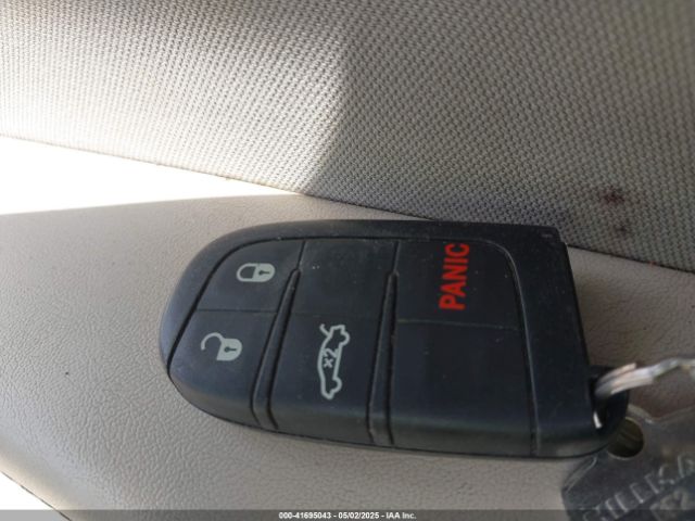 2015 CHRYSLER 200 1C3CCCAB0FN723403 Photo 10