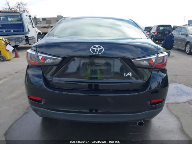 3MYDLBYV3JY326808 Toyota YARIS IA