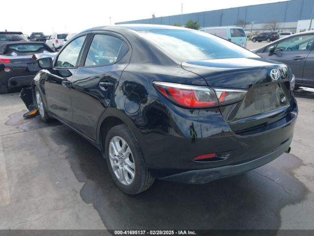 3MYDLBYV3JY326808 Toyota YARIS IA
