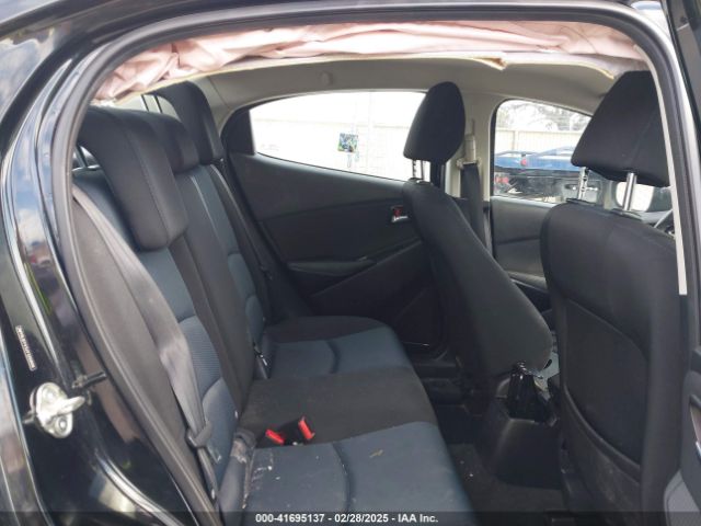 3MYDLBYV3JY326808 Toyota YARIS IA