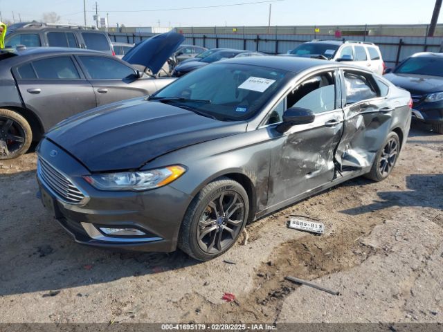 3FA6P0HD0JR158536 Ford FUSION SE