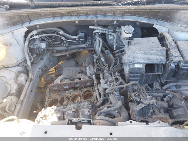 KM8J23A45HU328404 Hyundai TUCSON SE