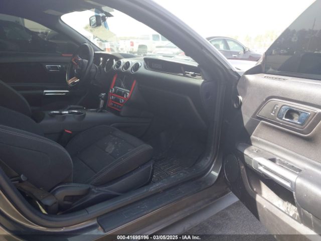1FA6P8AM0F5369349 Ford Mustang V6