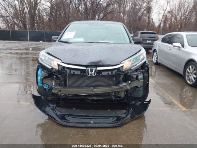 5J6RM4H35GL129744 Honda CR-V LX