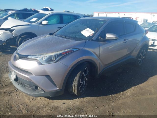 NMTKHMBX3JR048303 Toyota C-hr Xle Premium
