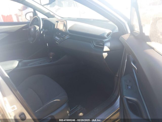 NMTKHMBX3JR048303 Toyota C-hr Xle Premium