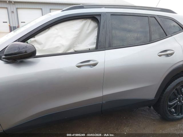 KL77LKE28RC043666 Chevrolet Trax Fwd Activ