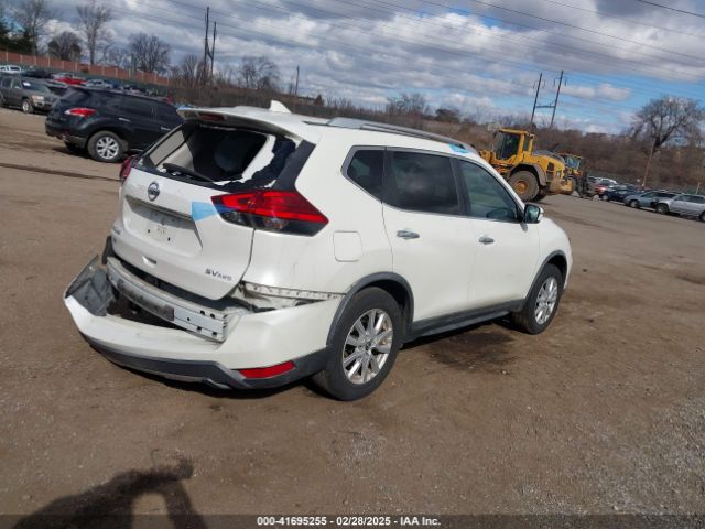 KNMAT2MV8HP617162 Nissan ROGUE SV