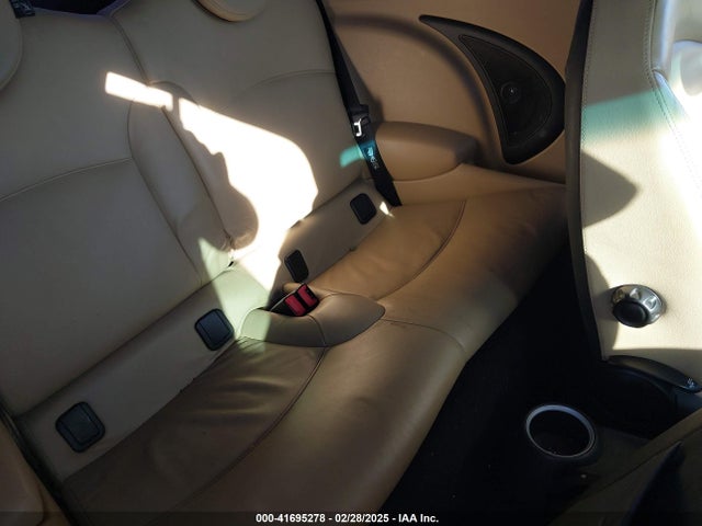 2010 MINI COOPER S WMWMF7C53ATW89884 Photo 7