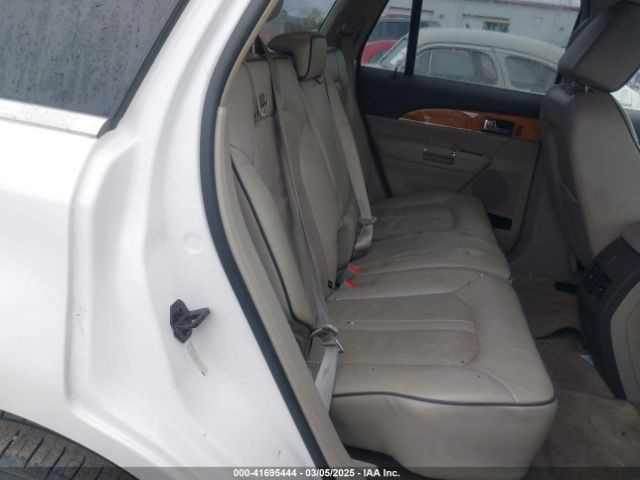 2LMDJ8JK7EBL11685 Lincoln MKX
