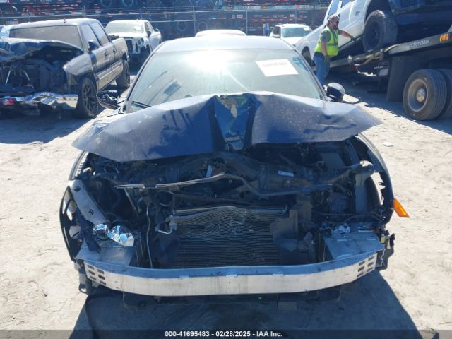 19XFC2F67KE040661 Honda Civic Lx