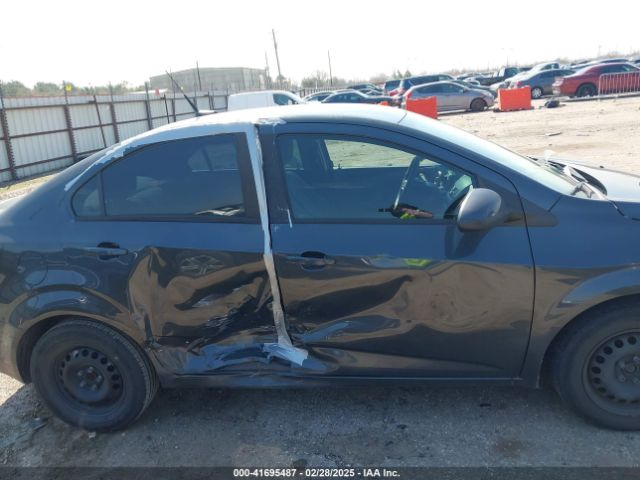 1G1JA5SH7E4168566 Chevrolet Sonic Ls Auto