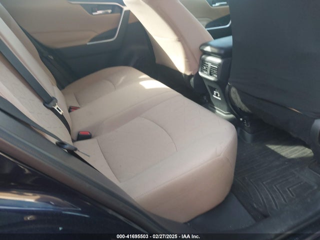 2T3W1RFV9MW129502 Toyota Rav4 Xle