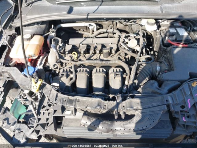 1FADP3M27JL260671 Ford FOCUS SEL