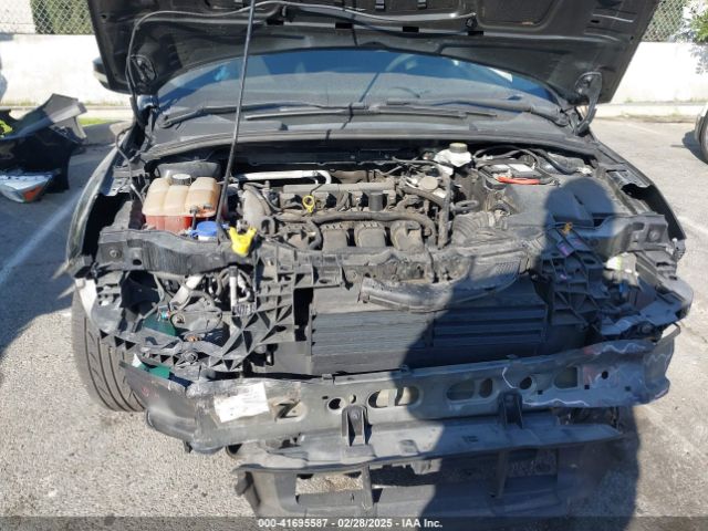 1FADP3M27JL260671 Ford FOCUS SEL
