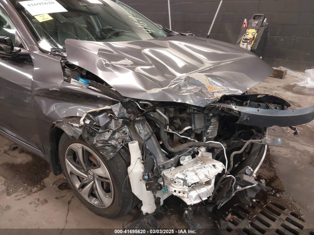 Honda Civic Lx 2019 2HGFC2F60KH556785 Image 18