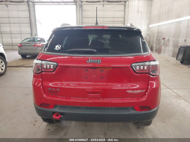 3C4NJDDB7JT234551 Jeep Compass Trailhawk 4x4