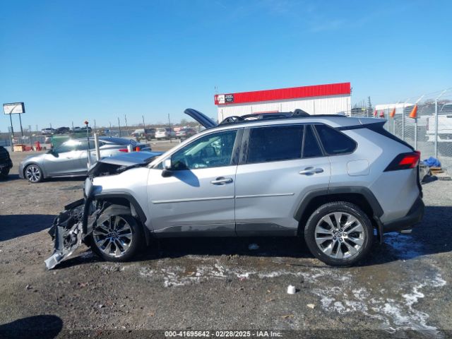 2T3C1RFVXMC148497 Toyota Rav4 Xle Premium