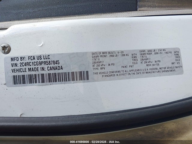 Chrysler Voyager 2023 2C4RC1CG9PR587845 Image 9