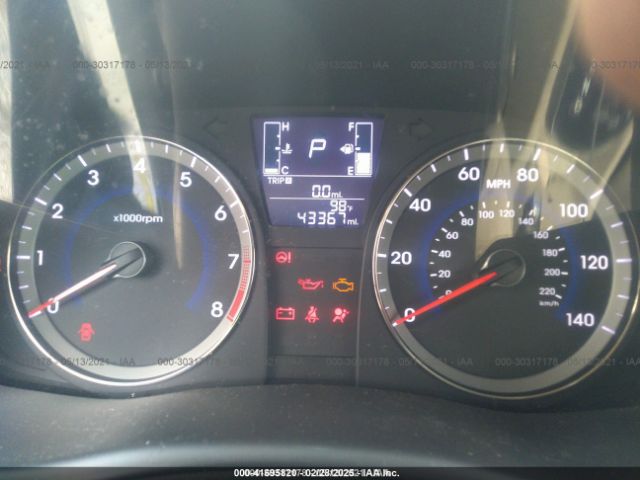 KMHCT4AE3GU137129 Hyundai ACCENT SE