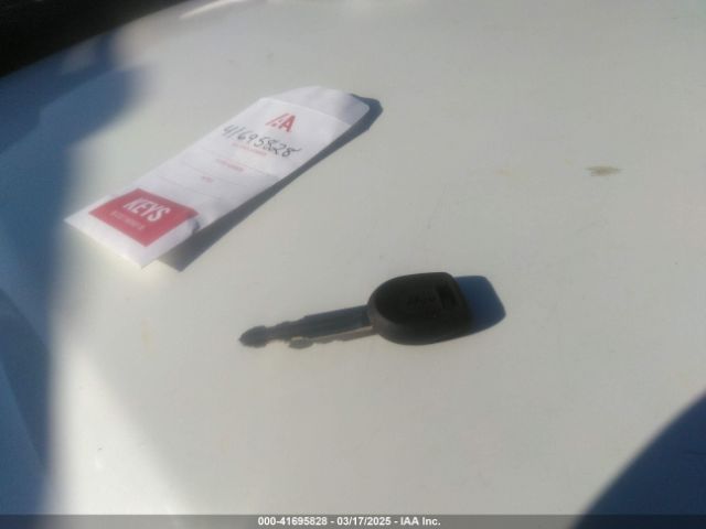 2001 MITSUBISHI MONTERO SPORT JA4LS31H01P015159 Photo 10