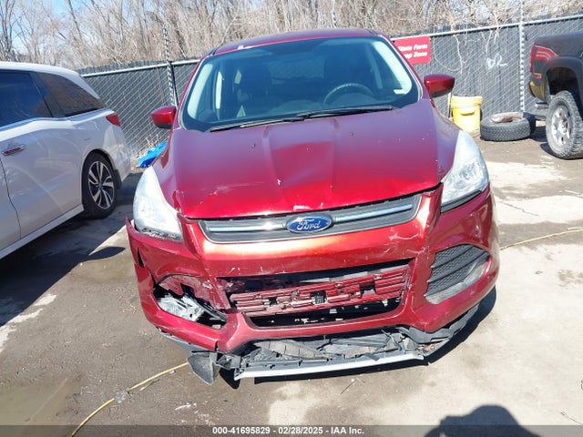 1FMCU9GX6FUC86488 Ford ESCAPE SE