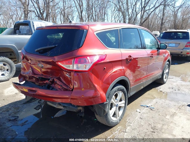 1FMCU9GX6FUC86488 Ford ESCAPE SE