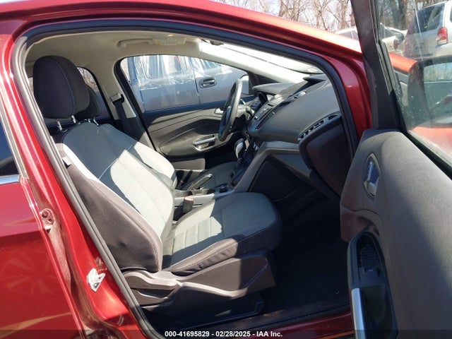 1FMCU9GX6FUC86488 Ford ESCAPE SE