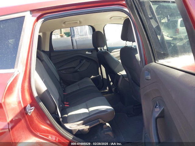 1FMCU9GX6FUC86488 Ford ESCAPE SE