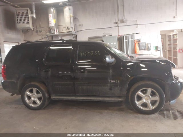Продажа на аукционе авто 2013 Chevrolet Tahoe Lt, vin: 1GNSKBE0XDR145627, номер лота: 41695833