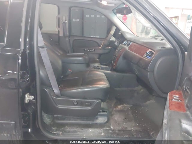 Продажа на аукционе авто 2013 Chevrolet Tahoe Lt, vin: 1GNSKBE0XDR145627, номер лота: 41695833