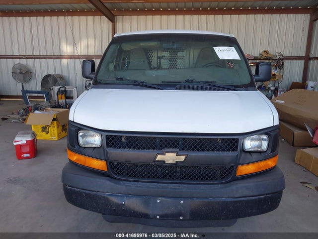 Chevrolet Express 2500 Work Van 2016 1GCWGBFF9G1260298 Image 12