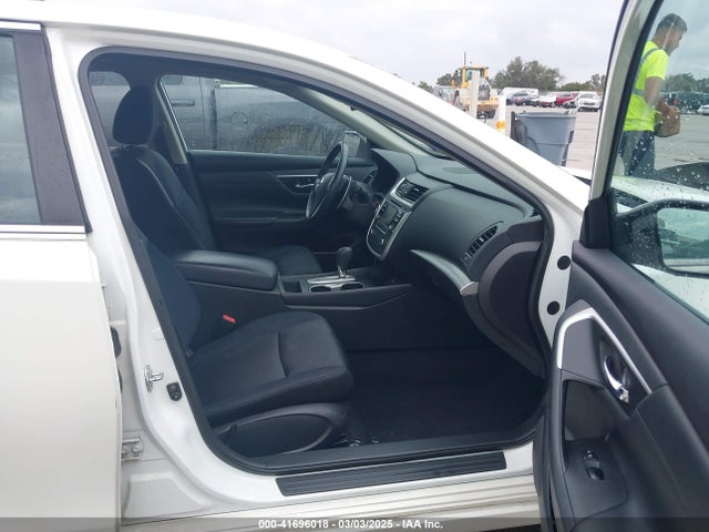 1N4AL3AP5HC108834 Nissan Altima 2.5 Sr