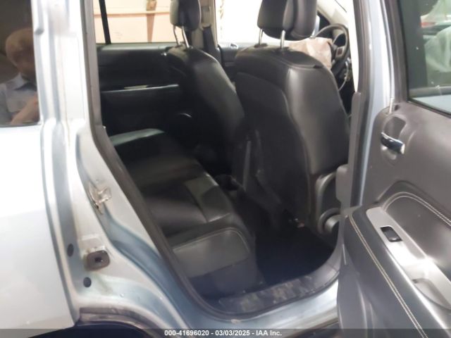 1C4NJDEB5ED548953 Jeep Compass Latitude