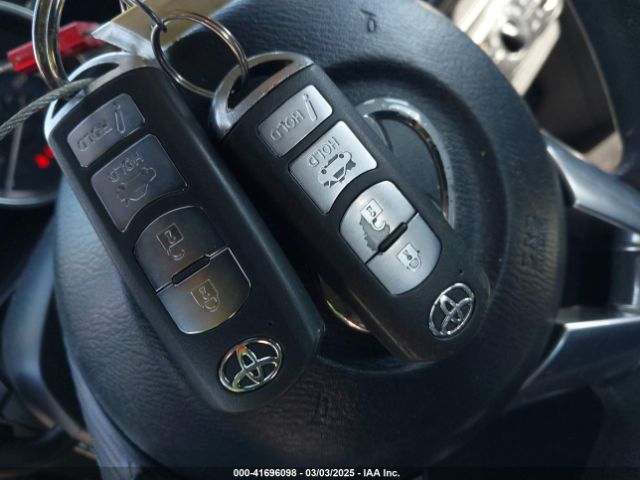 3MYDLBYV3HY151065 Toyota YARIS IA