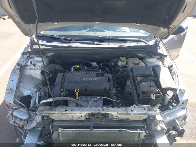 1G1PA5SH5E7174424 Chevrolet Cruze Ls Auto