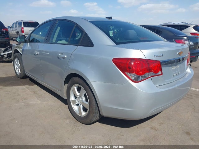 1G1PA5SH5E7174424 Chevrolet Cruze Ls Auto
