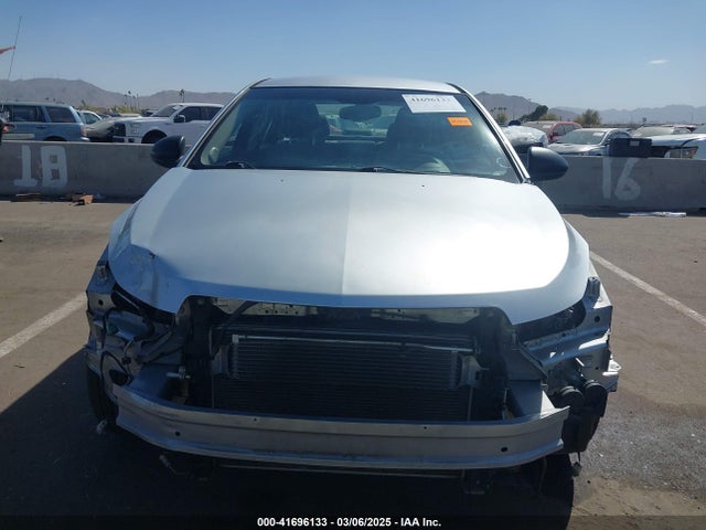 1G1PA5SH5E7174424 Chevrolet Cruze Ls Auto