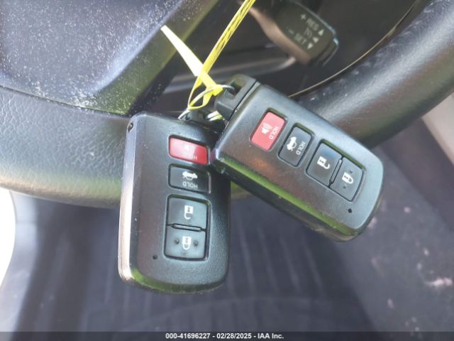 4T1BK1EB3FU164942 Toyota AVALON XLE