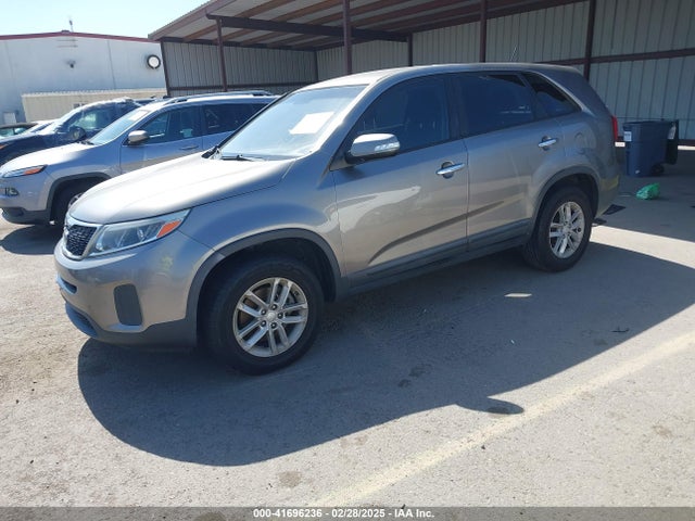 5XYKT3A6XFG629238 KIA SORENTO LX